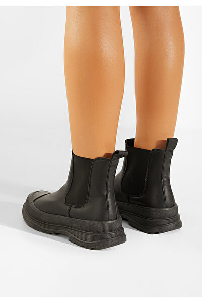 B T Shoes Černé dámské kotníkové boty Malgosia