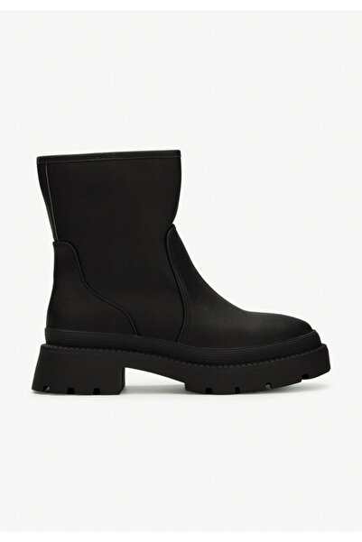 B T Shoes Černé dámské kotníkové boty Zarbera