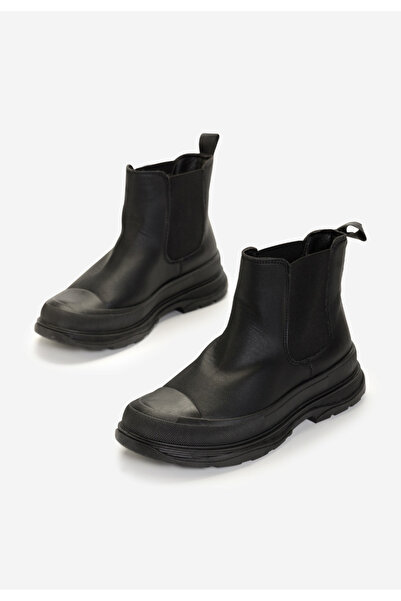 B T Shoes Černé dámské kotníkové boty Malgosia