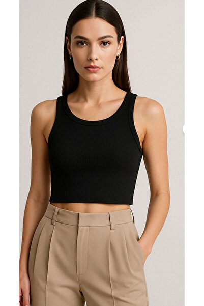 greymoda Women's Ribbed Crop Short