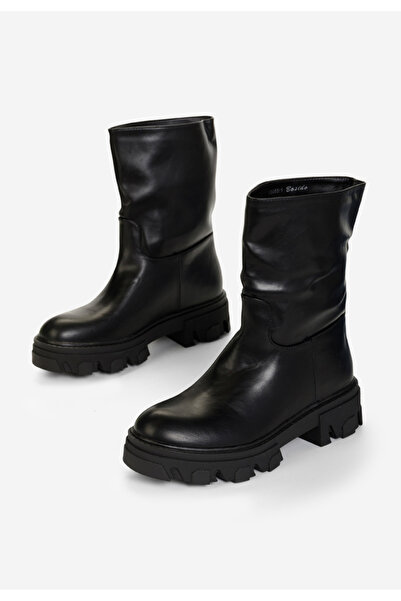 B T Shoes Černé dámské kotníková obuv Julieta