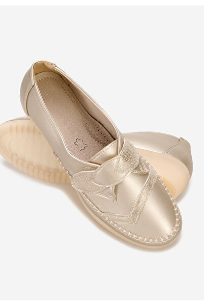 B T Shoes Zlaté dámské mokasíny Avirea