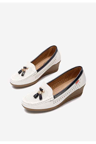 B T Shoes Bílé mokasíny na platformě Evomela