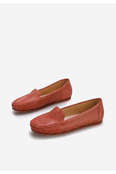 B T Shoes Červené dámské mokasíny Eunika