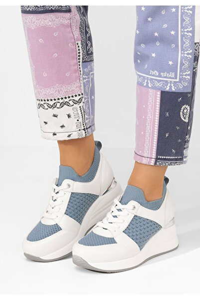 B T Shoes Bílé dámské tenisky na klínku Ellsa