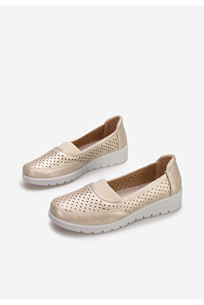 B T Shoes Zlaté dámské mokasíny Bevena