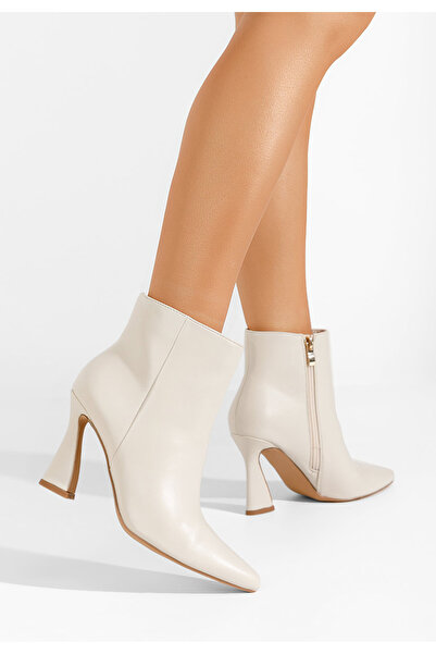 B T Shoes Μποτάκια γυναικεια με τακούνι Calena λευκά