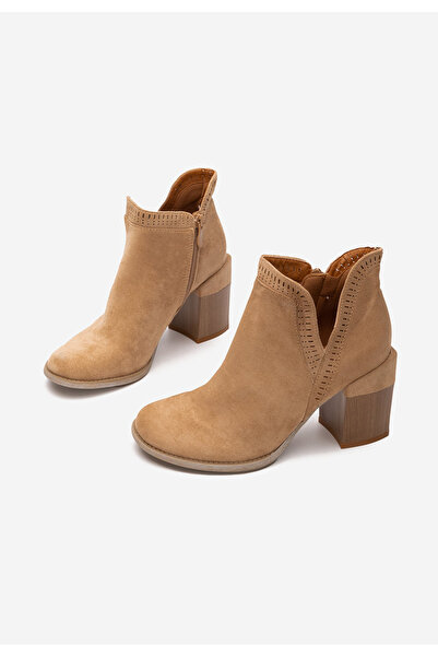 B T Shoes Khaki kotníkové boty na podpatku Traicy