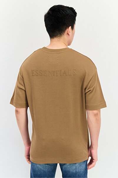 BLANK ESSENTIALS Men Crew Neck Short Sleeve Brand Logo T Shirt, Brown
