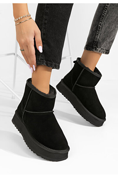 B T Shoes Černé dámské válenky Elvera