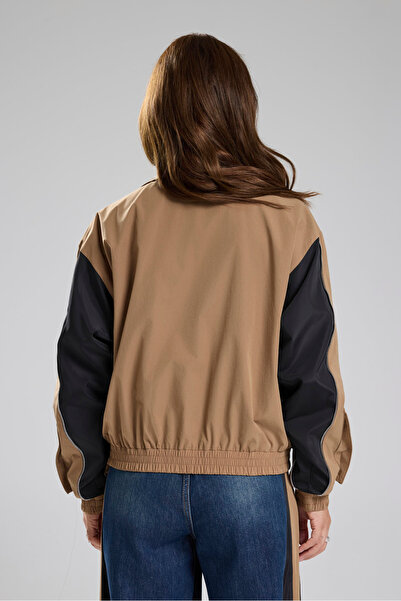 tw3 Γυναικείο τζιν μπουφάν με λεπτομέρεια σχεδίασης με ρίγες