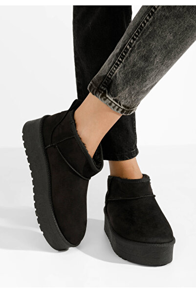 B T Shoes Černé kozačky na platformě Savieda V6