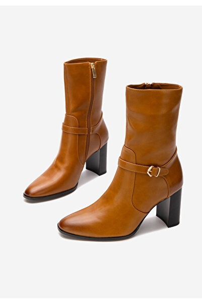 B T Shoes Camelové kotníkové boty na podpatku Vilma