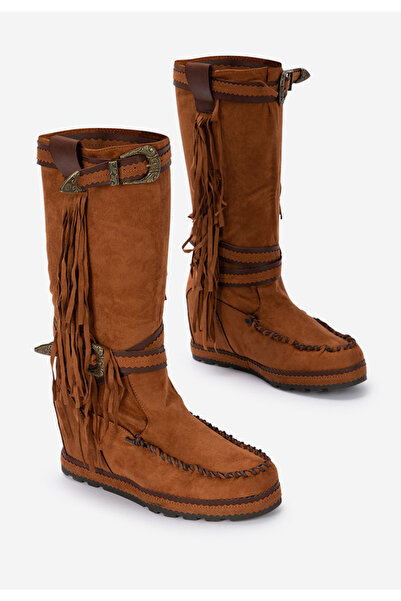 B T Shoes Camelové kozačky na klínku Everette