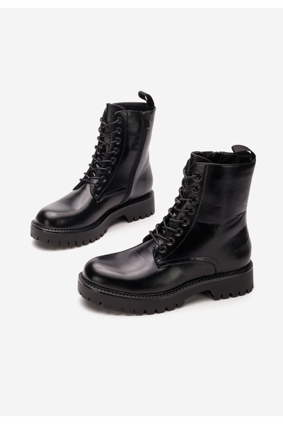 B T Shoes Černé dámské workery Sarianna