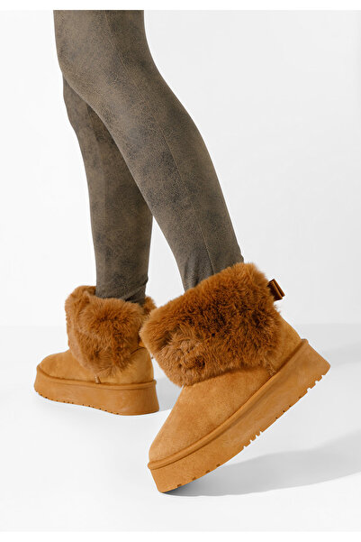 B T Shoes Camelové dámské válenky na platformě Tamila