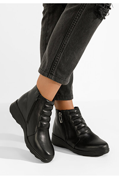 B T Shoes Γυναικεία δερμάτινα μποτάκια Soralia Μαύρα
