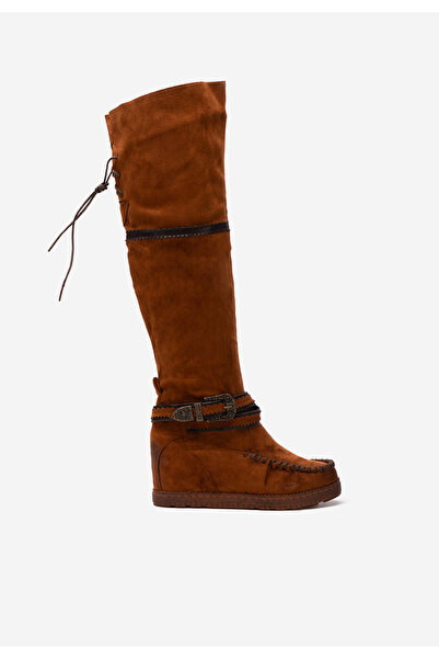 B T Shoes Camelové kozačky na klínku Caizia V2