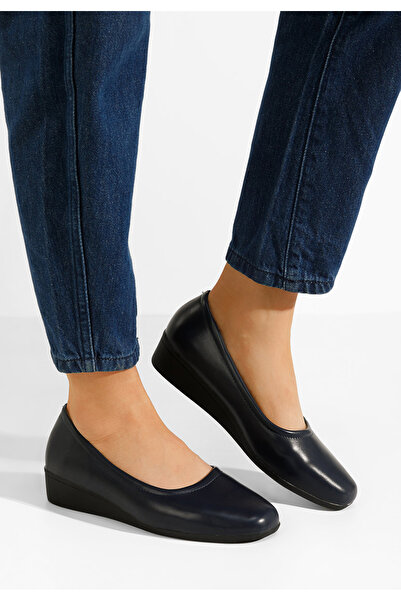 B T Shoes Tmavomdoré balerínky Belimia