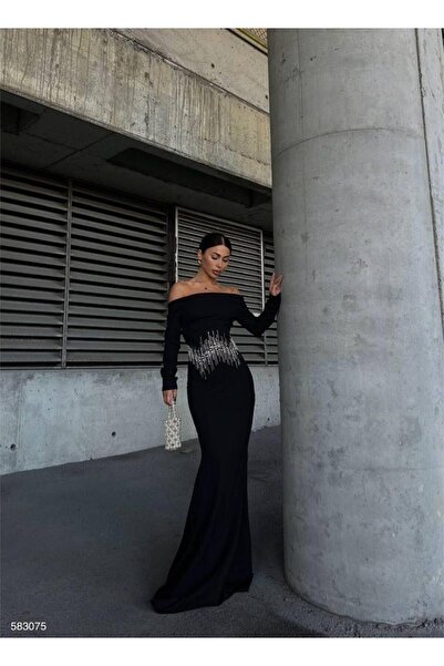 Modafeminen Black Dress with Crepe Stone Long Degajet Collar 583075