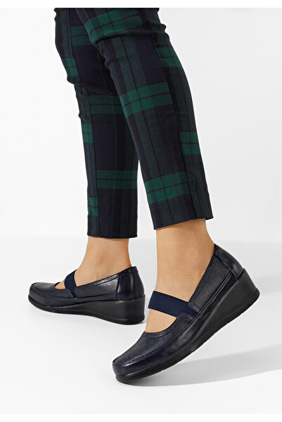 B T Shoes Tmavě modré baleriny na klínku Niomi