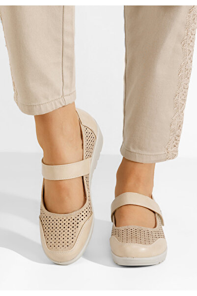 B T Shoes Béžové baleriny na klínku Morena