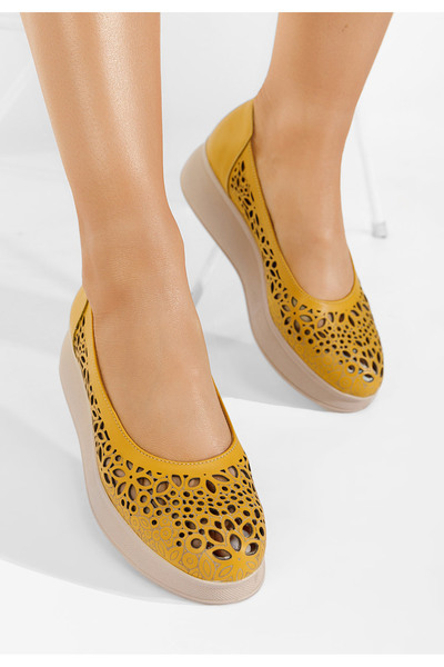 B T Shoes Žlutá baleriny na klínku Ulna