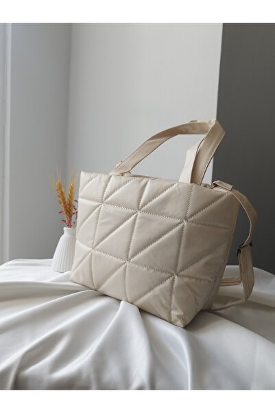 VivazzaLuxe Women's Leather Quilted Pattern Zippered Casual Medium Size Hand and Shoulder Bag