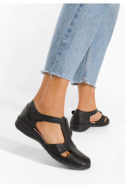 B T Shoes Černé dámské baleríny Zelina