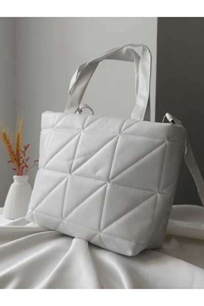 VivazzaLuxe Women's Leather Quilted Pattern Zippered Casual Medium Size Hand and Shoulder Bag