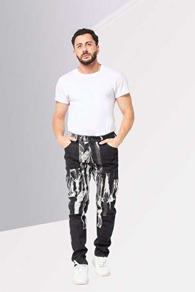 Diesel Men D-Kras Slim Fit Graphic Stretchable Jeans, Black