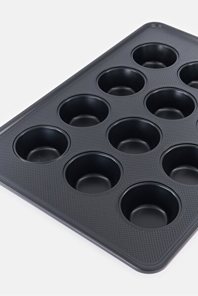 Alta 12 Cup Muffin Cupcake Pan, Black