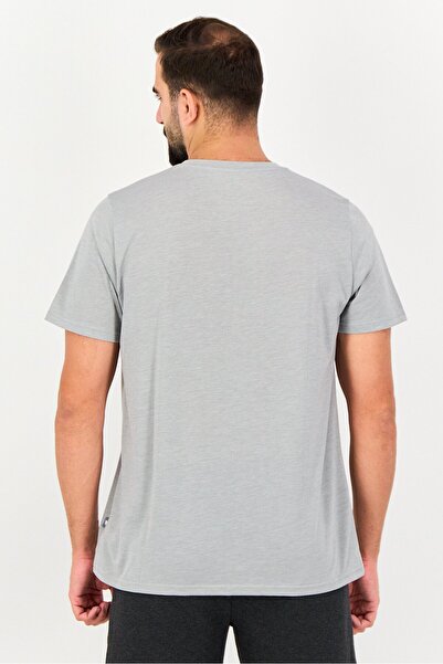 New Balance Men Standard Fit Short Sleeve Outdoor T-Shirt, Grey