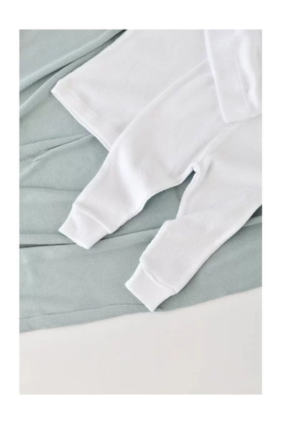 BabyCosy Set 3 pieces: long-sleeve blouse, long pants, and hat made of cotton and modal - White