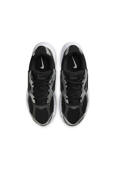 Nike Erkek Günlük Ayakkabı V5 Rnr