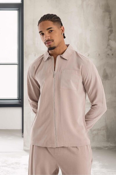 Valiberta Мъжка яке с цип от Cupra Fabric с редовна кройка - бежово