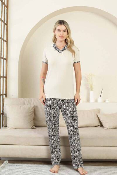 ALİMER Σετ γυναικείες πιτζάμες με έθνικ σχέδια - Μπεζ με λαιμόκοψη σε σχήμα V...