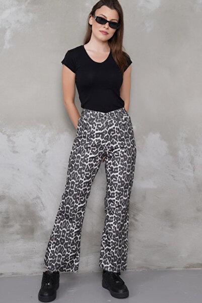 MissKybele Yüksek Bel Leopar Desen Beş Cep Düğme Kapamalı Dar Kesik Paça Likr...