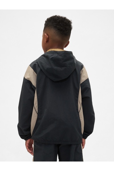 GAP Erkek Çocuk Siyah %100 Geri Dönüştürülmüş Anorak Ceket