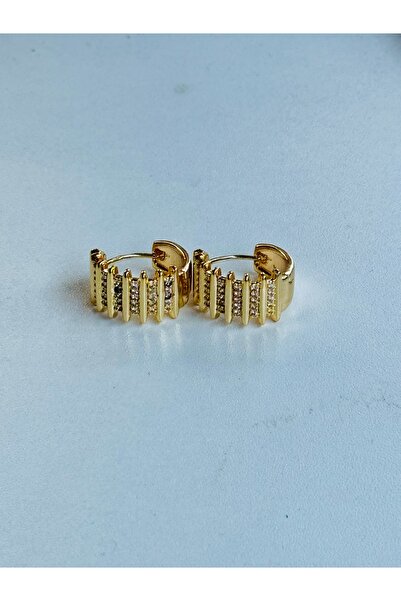 QUEENELA Steel hoop earrings with Zirconia