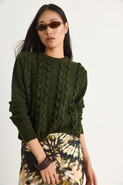 Bianco Lucci Γυναικείο πλεκτό πουλόβερ με βολάν με λαιμόκοψη 60261184