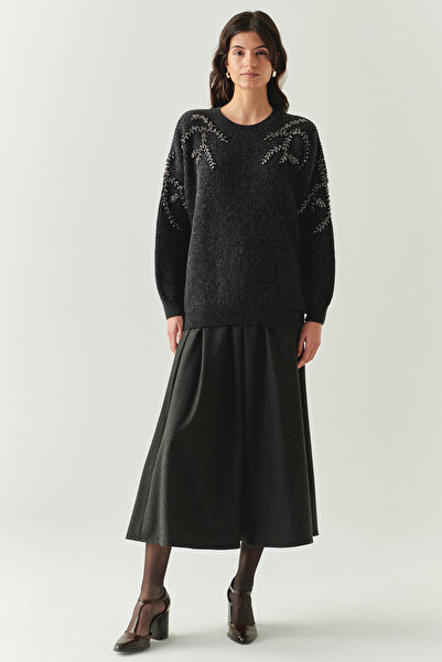 Exquise Crew Neck Stone Embroidered Long Sleeve Oversize Knitwear Blouse