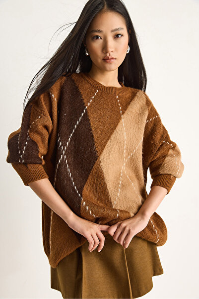 Bianco Lucci Women's Diamond Patterned Oversize Knitwear Sweater 60351284