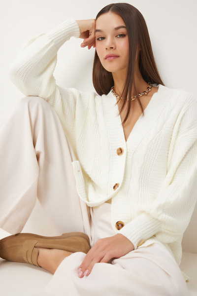 Happiness İstanbul Dámský pletený ecru pletený svetřík s volným balonovým rukávem ZA00039