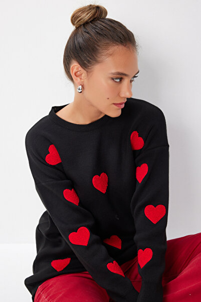 Happiness İstanbul Women's Burgundy Heart Textured Oversize Knitwear Sweater Nx00005