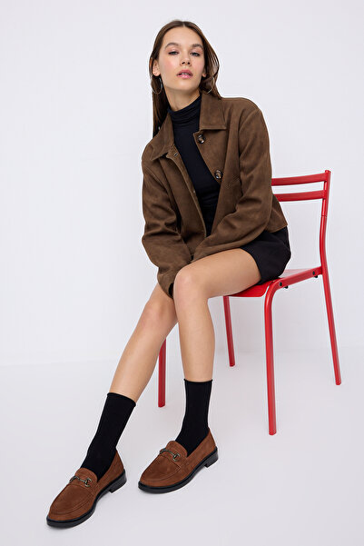 TRENDYOL SHOES Teenager-Damen-Loafer-Schuhe aus braunem Wildleder mit Schnallendetail
TAKAW26LA000020