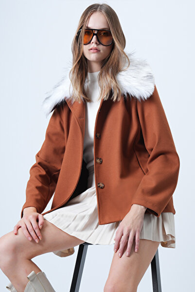Trend Alaçatı Stili Women's Cinnamon Brown Detachable Faux Fur Hidden Pocket Cashmere Jacket Alc-X14635