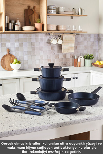 Karaca Biodiamond Regnum İndüksiyon Tabanlı 13 Parça Servis Seti Hediyeli Tencere Seti