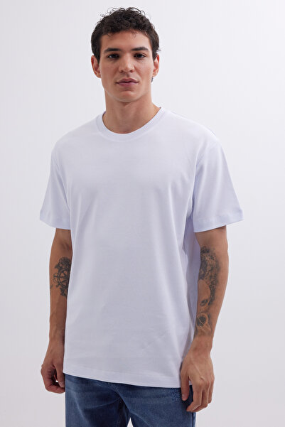 Tudors Unisex Relax Fit Comfortable Cut 100% Cotton Soft Texture Basic Crew Neck White T-Shirt