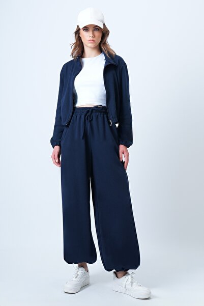 Trend Alaçatı Stili Marineblaue Oversize-Jogginghose für Damen ALC-X14610